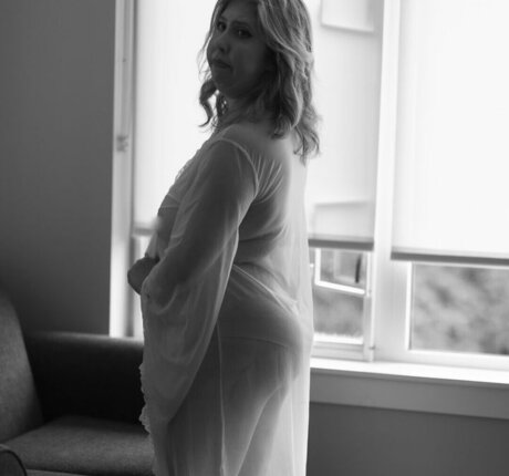 Wellnessbynorah model perfect photos