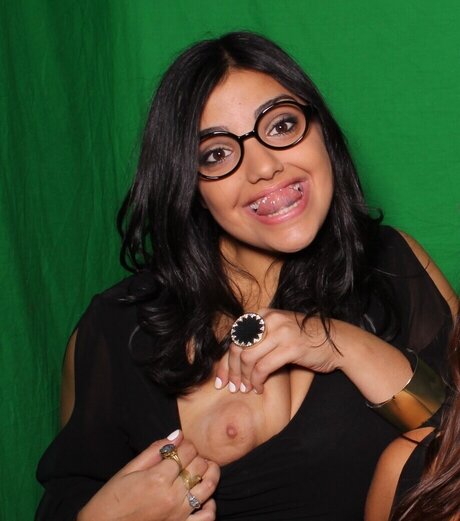 Photobox Flashes pornstar best archive