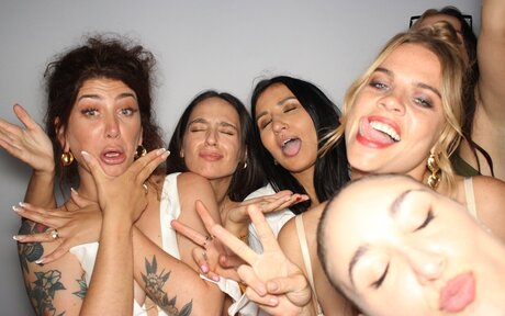 slut wife onlyfans hot naked pic