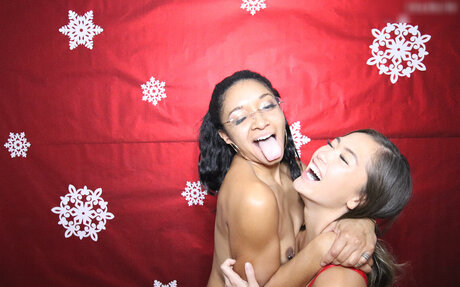 teen topless onlyfans beautiful image