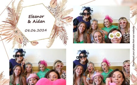 Photobox Flashes erotic actress gallery