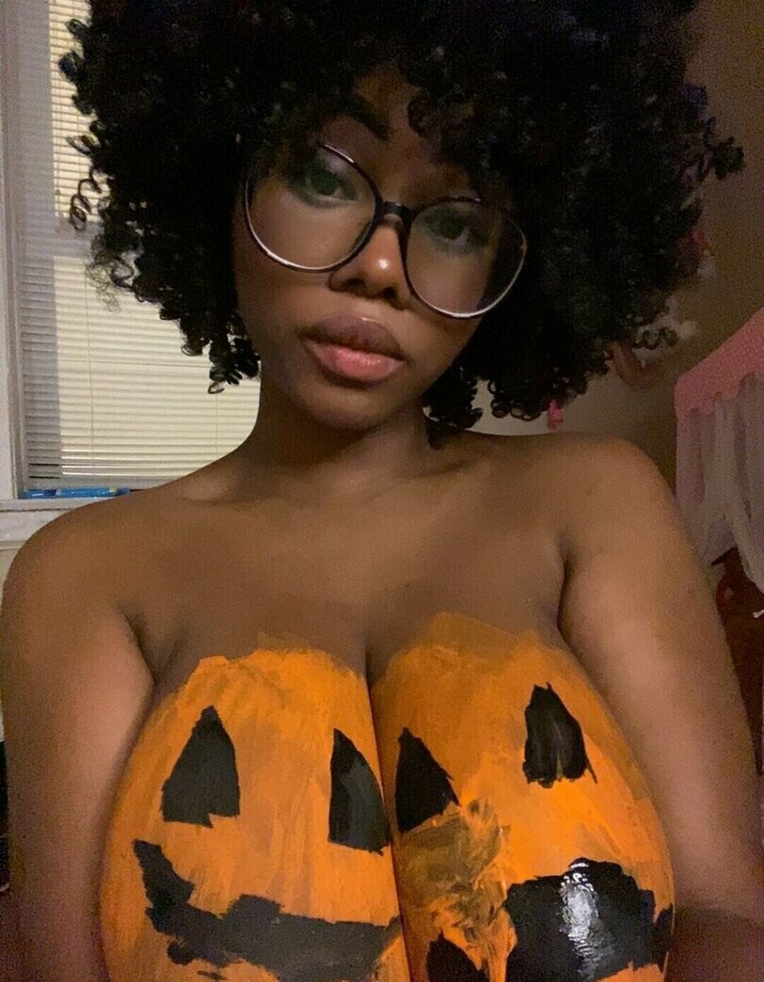 SantasSweetest high quality model image