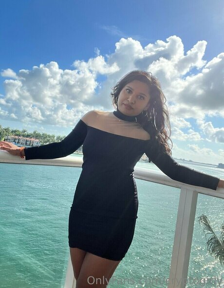 redhead threesome onlyfans erotic pictures