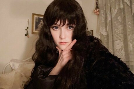 Nicole Dollanganger pornstar xxx gallery