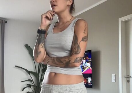 colombian teen onlyfans pretty picture