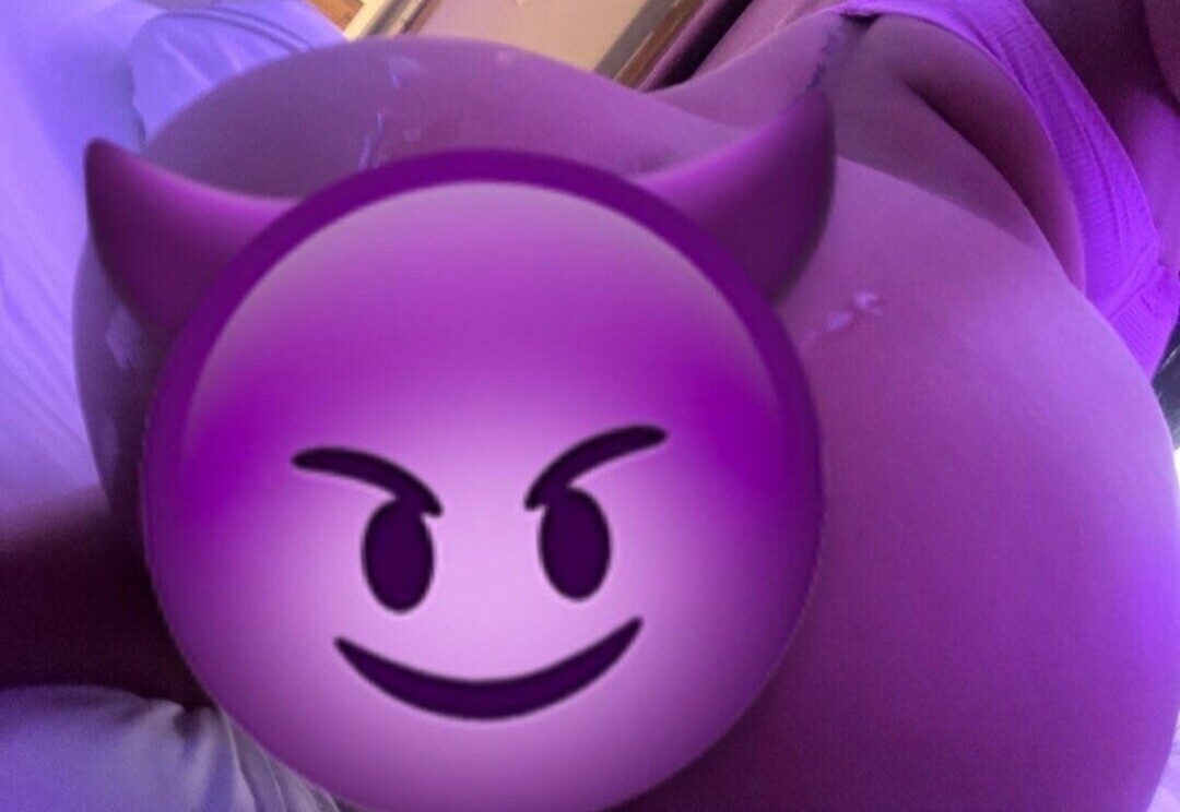Naughtyoliwia nude star images