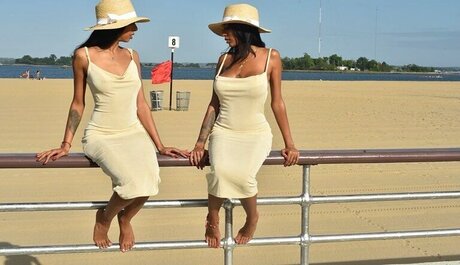 Belladonnas sexy model img