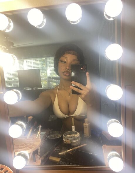 mybonez model beautiful picture