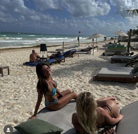 busty onlyfans hot xxx photos