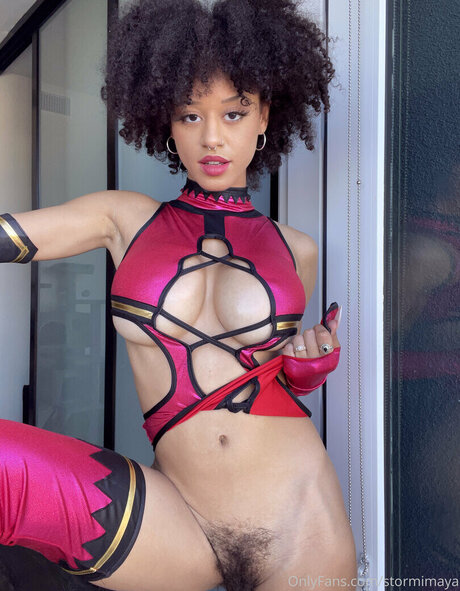 Mortal Kombat Erotic Cosplay model xxx picture