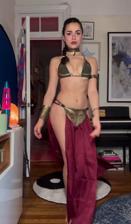 AllyAnnaMaria pornstar naked archive