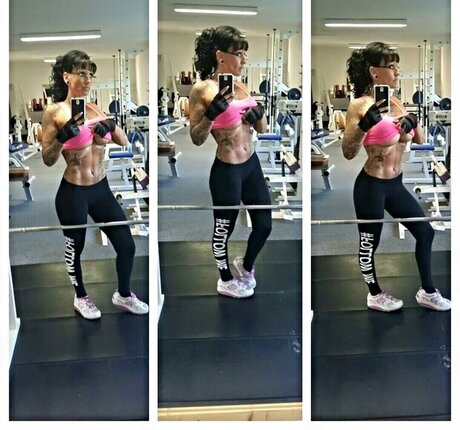 Sari Sander star pornographic picture