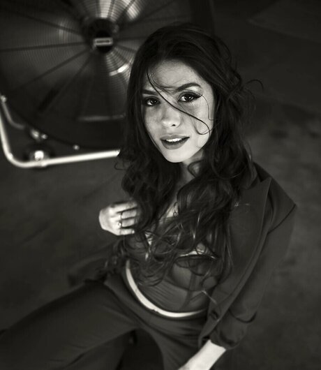 blonde cougar onlyfans porn photos