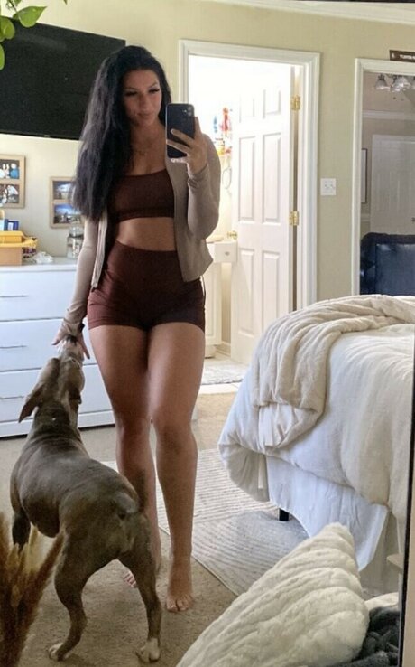 Allison Royalty model pornographic image