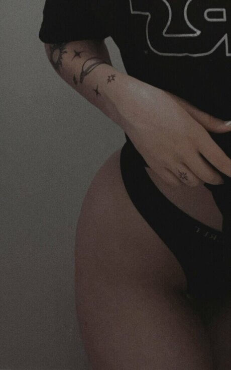 hot mature onlyfans hot nude pic