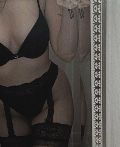 tall milf onlyfans hot sexy picture