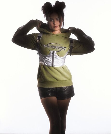 Valkyrae model img