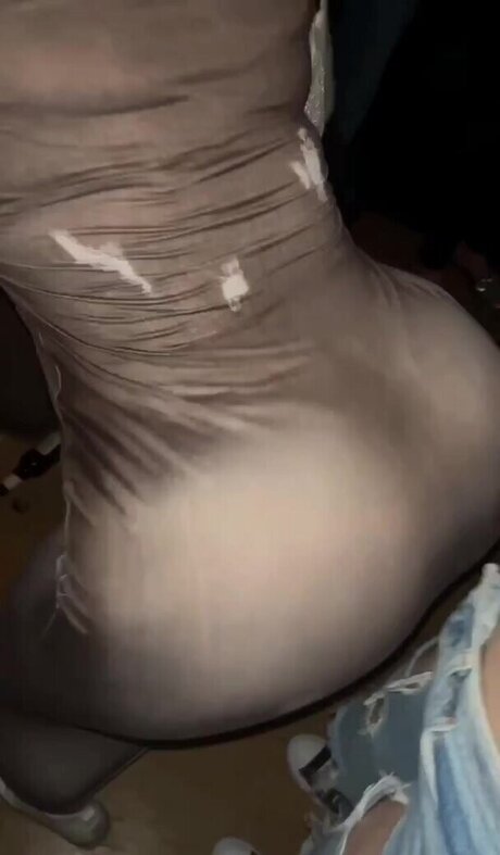 Katieexo134 model adult pic