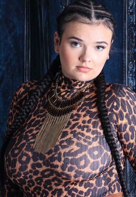 Katieexo134 naked actress pictures