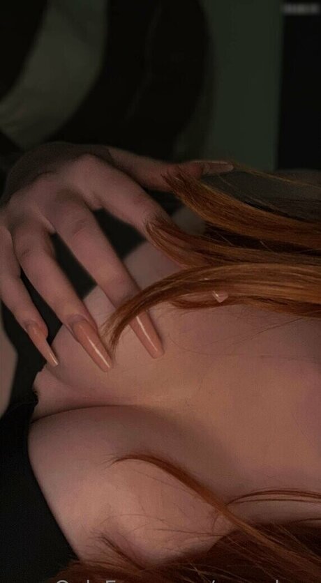 samybwz pornstar nudes pics