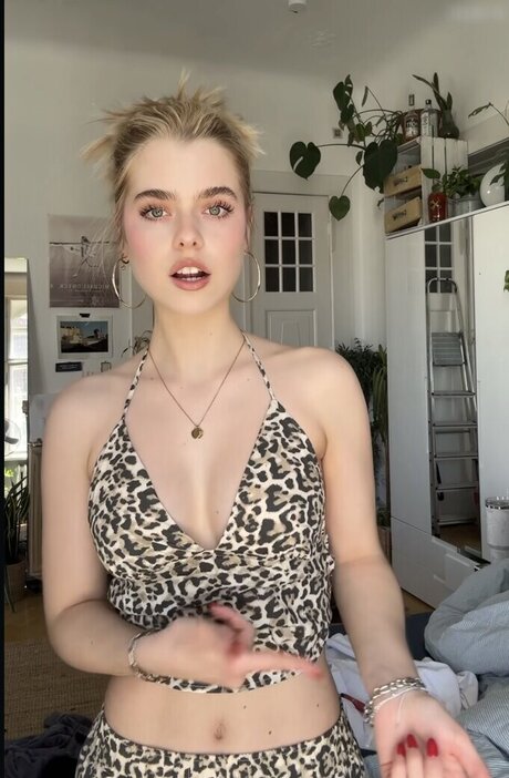 Theresa vth sexy actress gallery