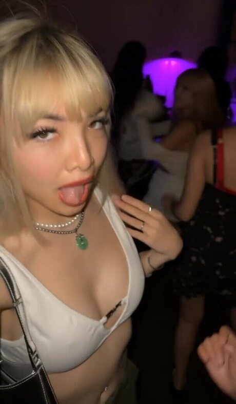 blonde masturbation onlyfans porn photos