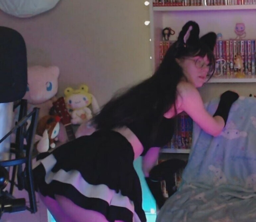 Skymi chan art model pic