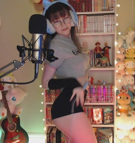 Skymi chan nude star archive