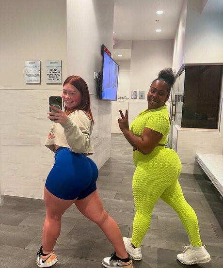 busty redhead onlyfans nudes picture