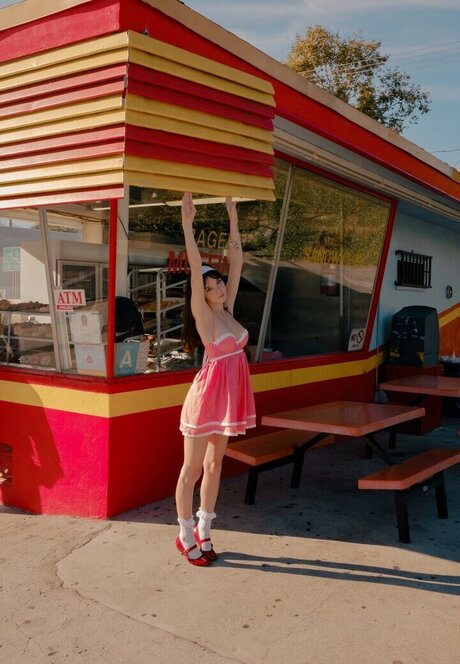 katiielady profile image