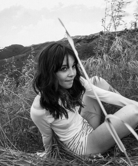 yoga milf onlyfans sexy pic