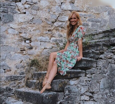 black hair milf onlyfans hot sex image