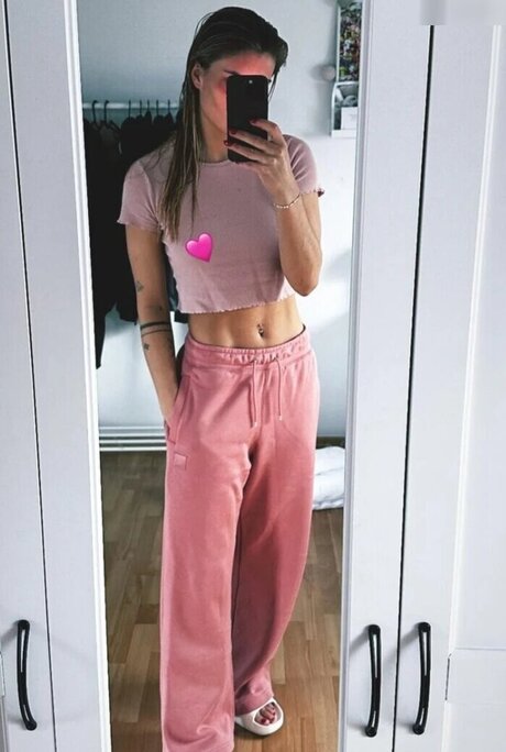 barista onlyfans pretty galleries