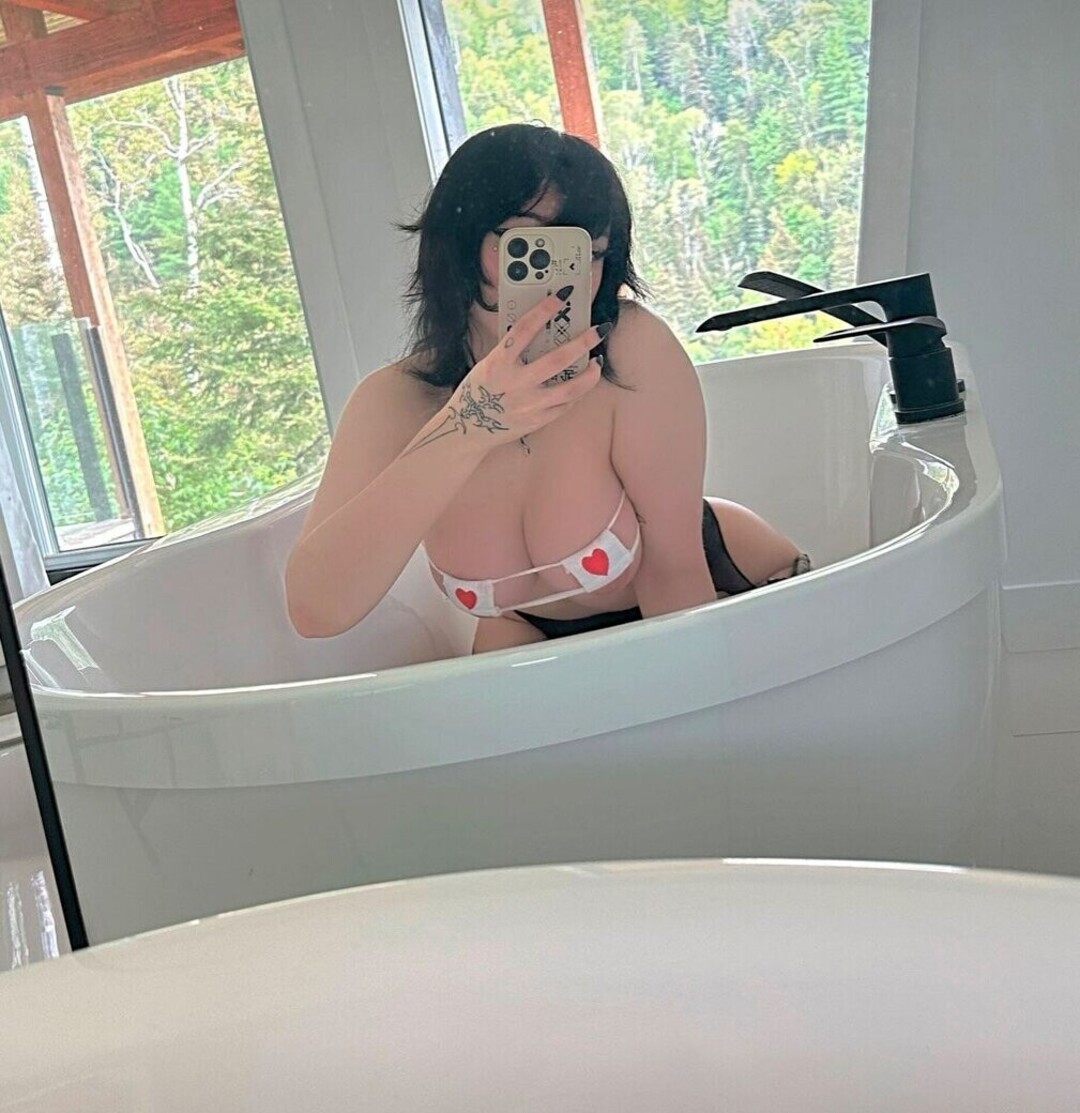 Sylindaaa pornstar art images