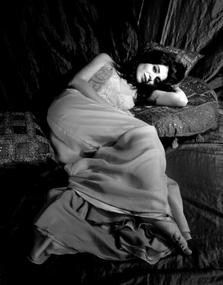 Julie Zenatti star pretty gallery