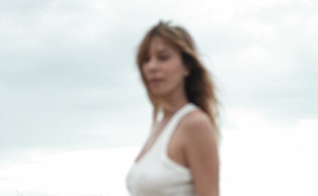 Caroline Abras star hot pics