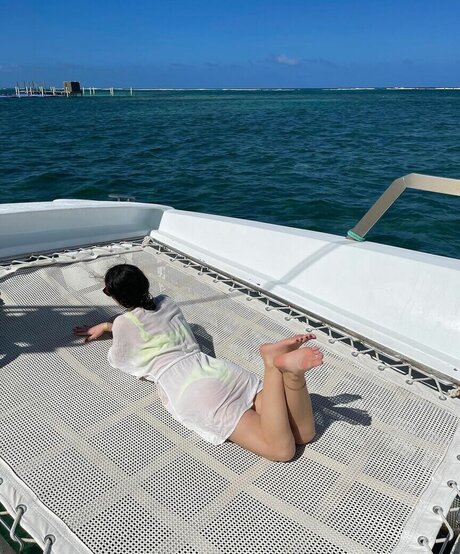 adriana feetgirl naked model photos