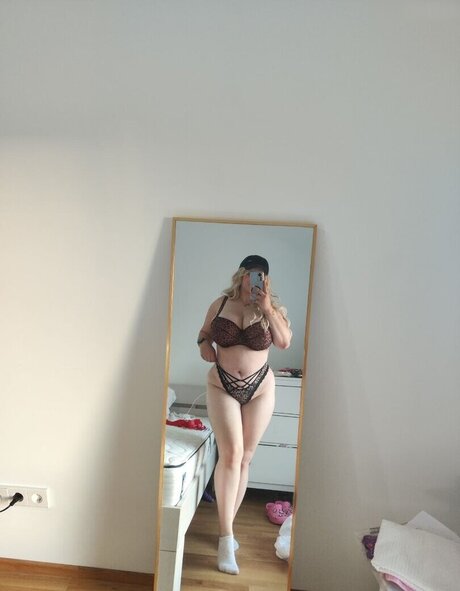 Dienaxkteanna star sex picture