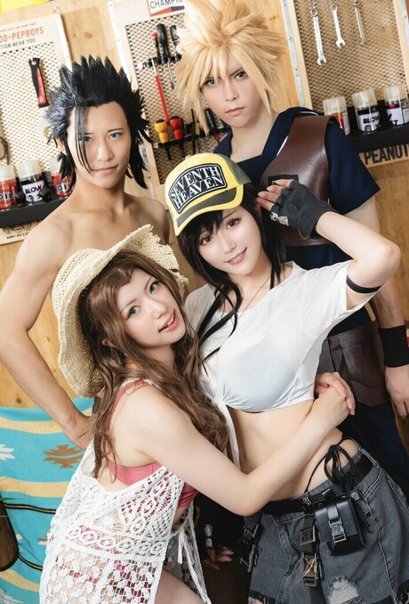 Tifa Cosplay nudes actress images