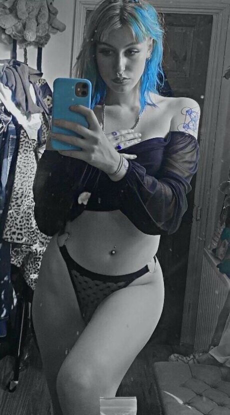 Sisterwhippy star pornographic pic