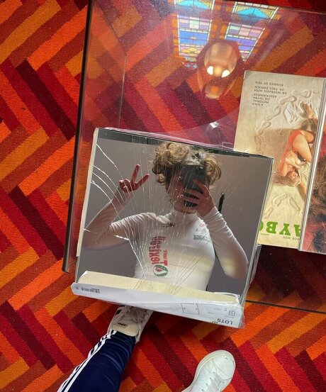 Farah Asteri erotic actress pic