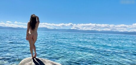 honeymaeve1 model pics