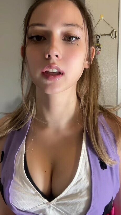 Jillynozomi free pornstar pic