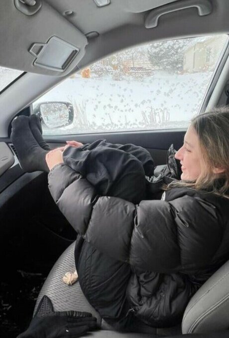 teen topless onlyfans free picture