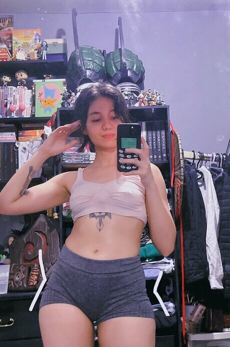 Scaramijo model hd photos