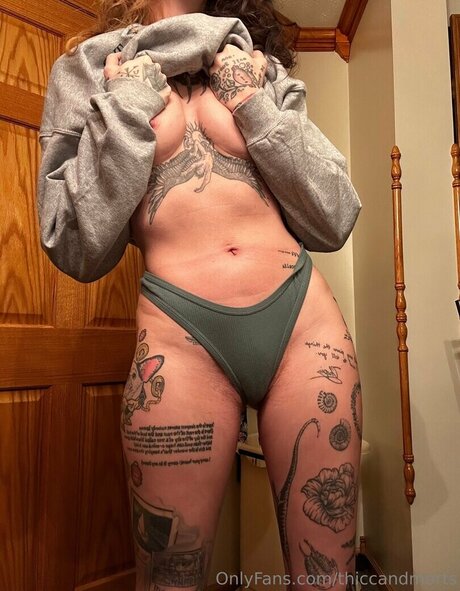 thiccandmorts hot star gallery