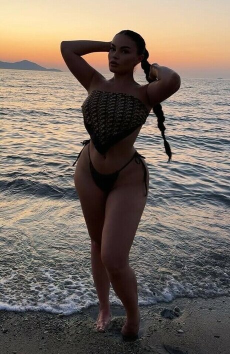 Emilia Emjeni model sex pics