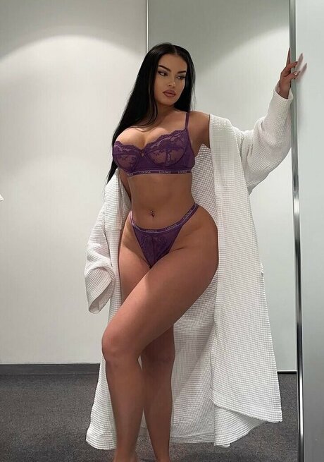 Emilia Emjeni best star images