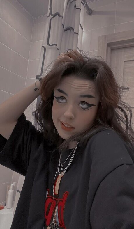 Rihanna Black sex model img