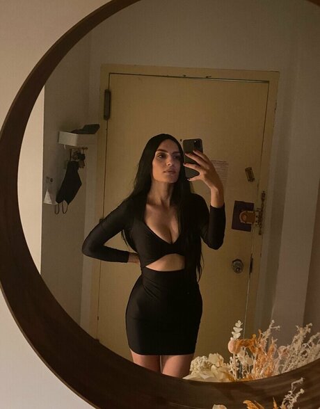 Anna Khachiyan nudes model images